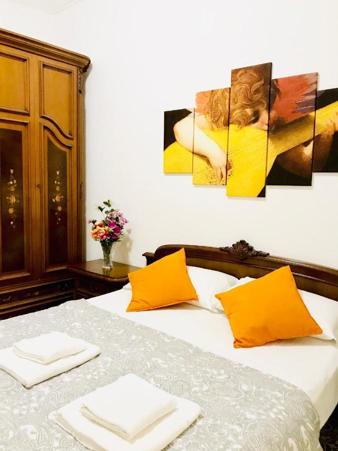 4 Bed Rooms Luxury Apartment Near Colosseum Рим Экстерьер фото