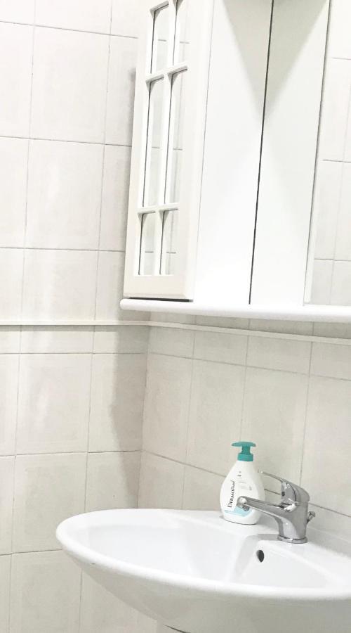 4 Bed Rooms Luxury Apartment Near Colosseum Рим Экстерьер фото