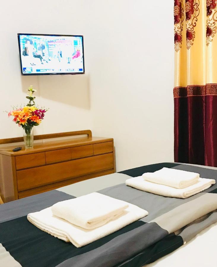4 Bed Rooms Luxury Apartment Near Colosseum Рим Экстерьер фото