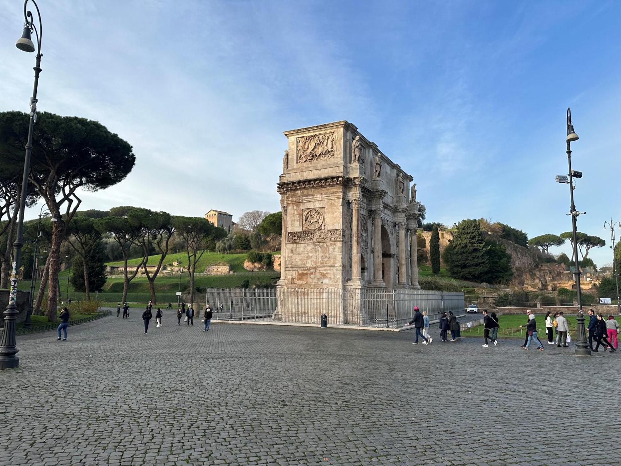 4 Bed Rooms Luxury Apartment Near Colosseum Рим Экстерьер фото
